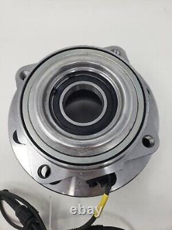 Front Wheel Hub Assembly for Dual Rear Wheels (DRW) 4WD Models with 4 Wheel ABS