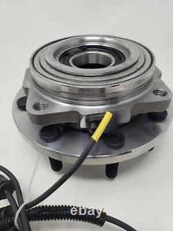 Front Wheel Hub Assembly for Dual Rear Wheels (DRW) 4WD Models with 4 Wheel ABS