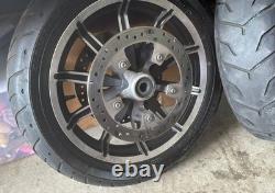 Harley Davidson Road King OEM Front Rear Wheel Set Dunlop D407 Tires Touring