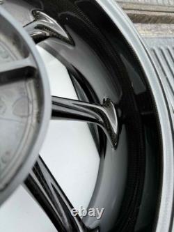 OEM BMW S1000RR M1000RR M1000R Carbon Front Rear Wheel Set, Great Find