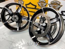 OEM Harley 09-26 Touring 2024 2025 Street Glide Front & Rear Wheels/Rotors