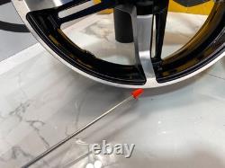OEM Harley 09-26 Touring 2024 2025 Street Glide Front & Rear Wheels/Rotors