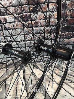 Pure SuperLight Wheel Set, 1475g, 8/9/10 Spd Hubs, 700c Road Bike Wheels